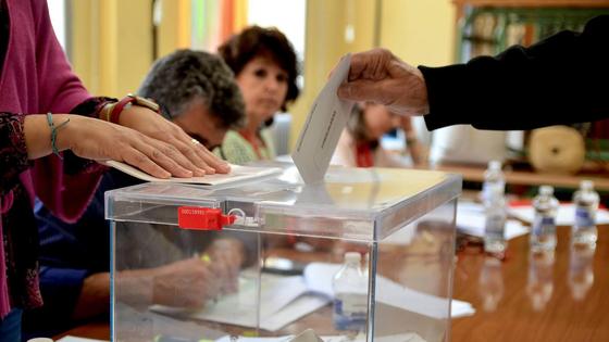 El PP gana en Huétor Vega, pero PSOE e IU tienen en sus manos gobernar