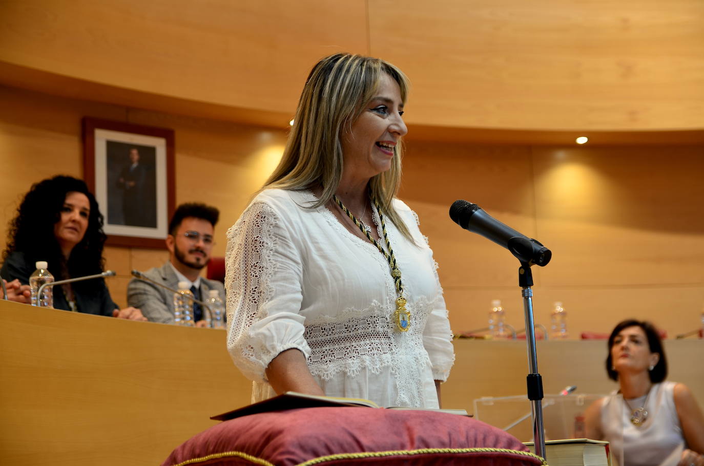 El pleno de investidura de Huétor Vega, desde dentro