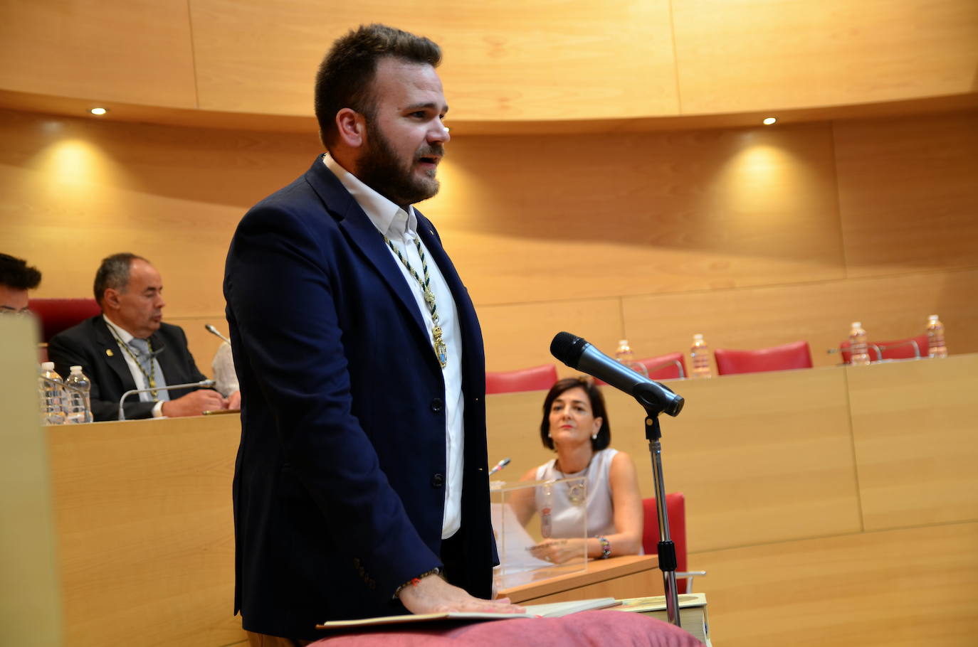 El pleno de investidura de Huétor Vega, desde dentro