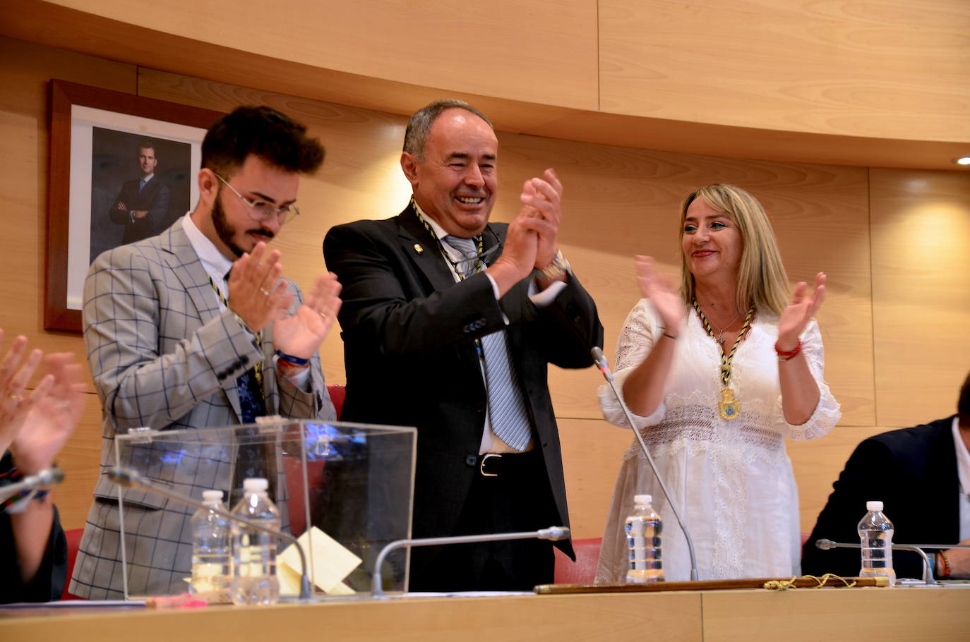 El pleno de investidura de Huétor Vega, desde dentro