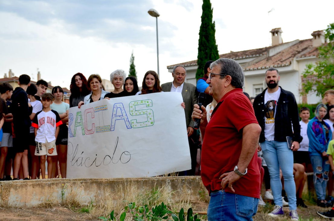 Homenaje sorpresa a Plácido Hurtado en Huétor Vega