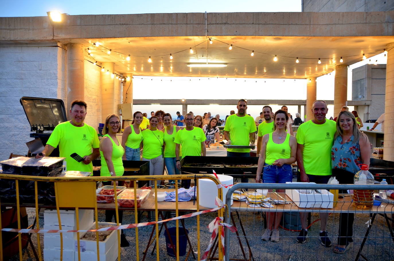 La Hoguera de San Juan eleva la felicidad en Huétor Vega