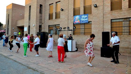 Verbena de Verano: baile para los mayores en Huétor Vega