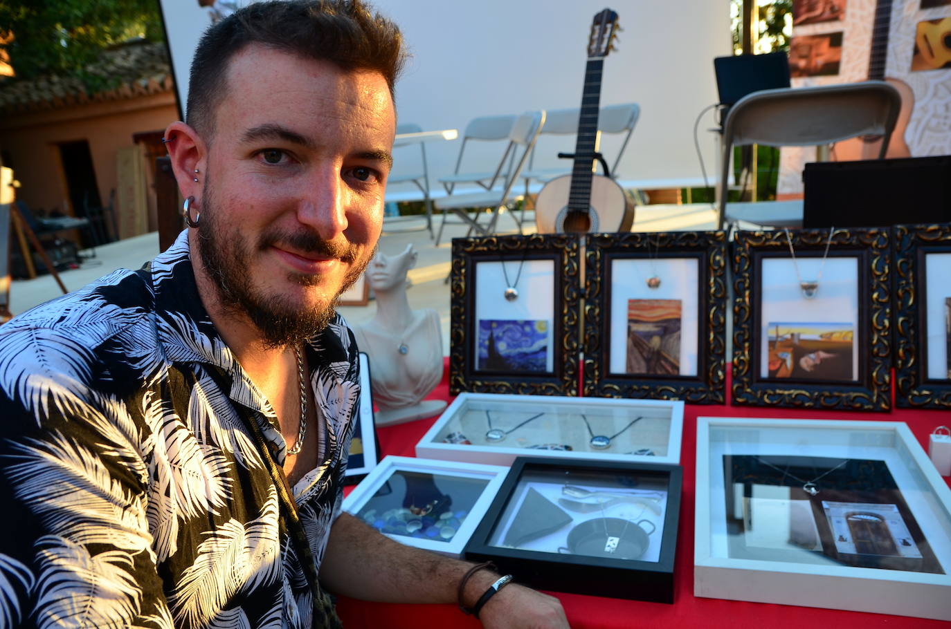 Encuentro de artesanos y artistas en Huétor Vega