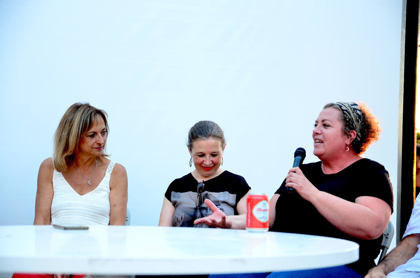 Encuentro de artesanos y artistas en Huétor Vega