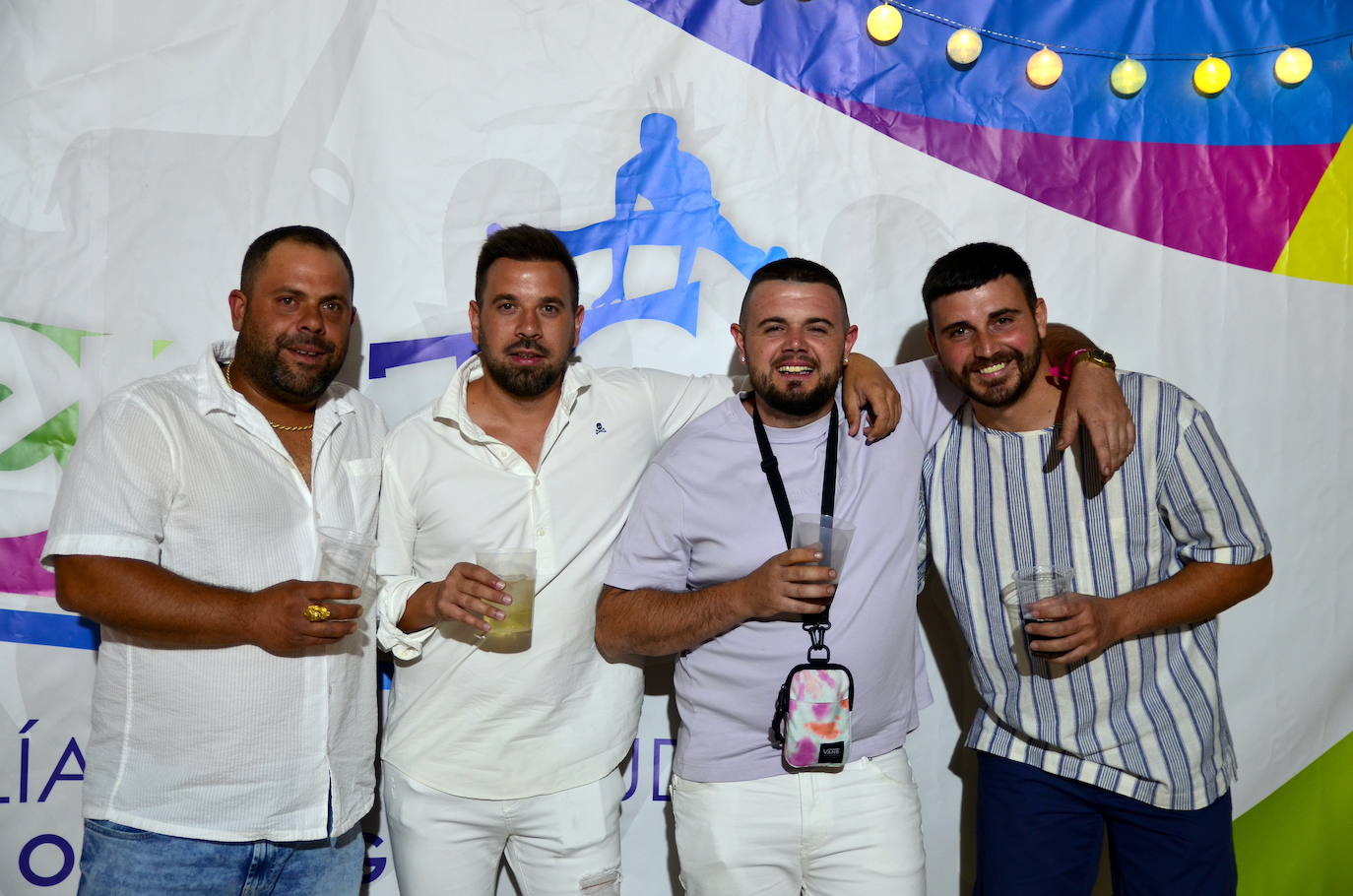 Nueva Fiesta de Blanco de la Juventud en Huétor Vega