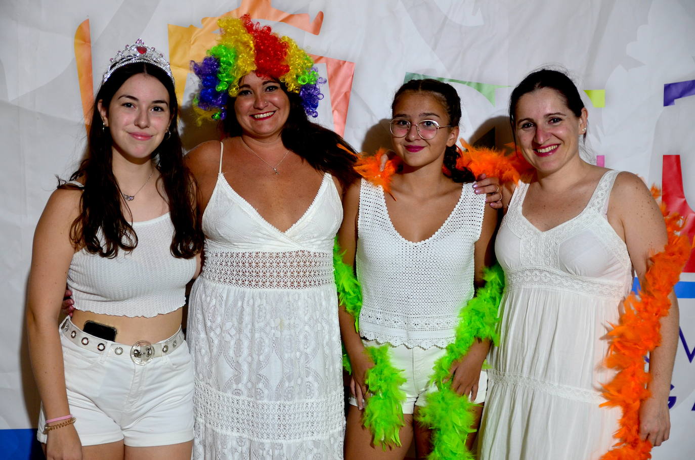Nueva Fiesta de Blanco de la Juventud en Huétor Vega