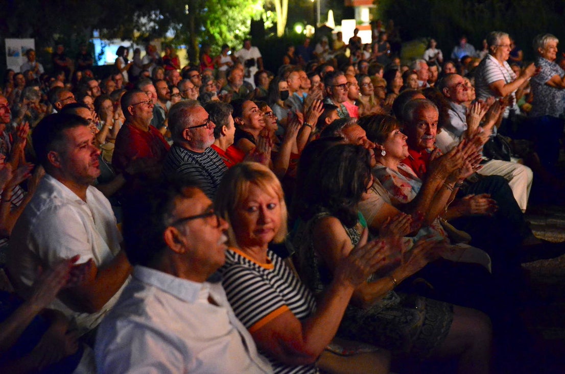 El pregón de Pilar Pérez Velázquez inaugura las fiestas de Huétor Vega