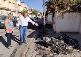 La concejala Carolina Higueras y el alcalde, Mario del Paso, han acudido esta mañana al lugar para interesarse por los afectados.