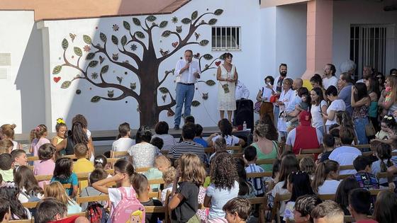 La emocionante vuelta al 'cole' en Huétor Vega