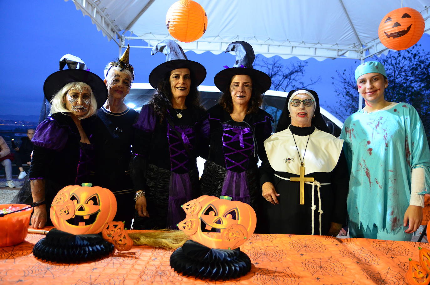 La gente de Huétor Vega se transforma en Halloween