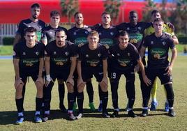 Once inicial del CD Huétor Vega para enfrentarse como visitante al Almería B hoy.