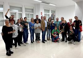 Casi medio centenar de personas participan en los talleres de 'kokodamas' en Huétor Vega