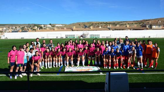 Fútbol femenino contra la violencia de género