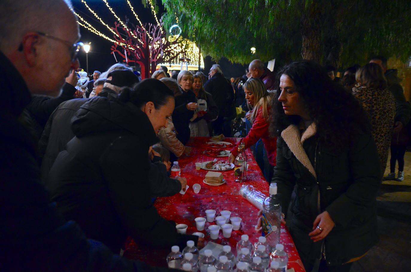 Fiesta de villancicos y panderetas en Huétor Vega