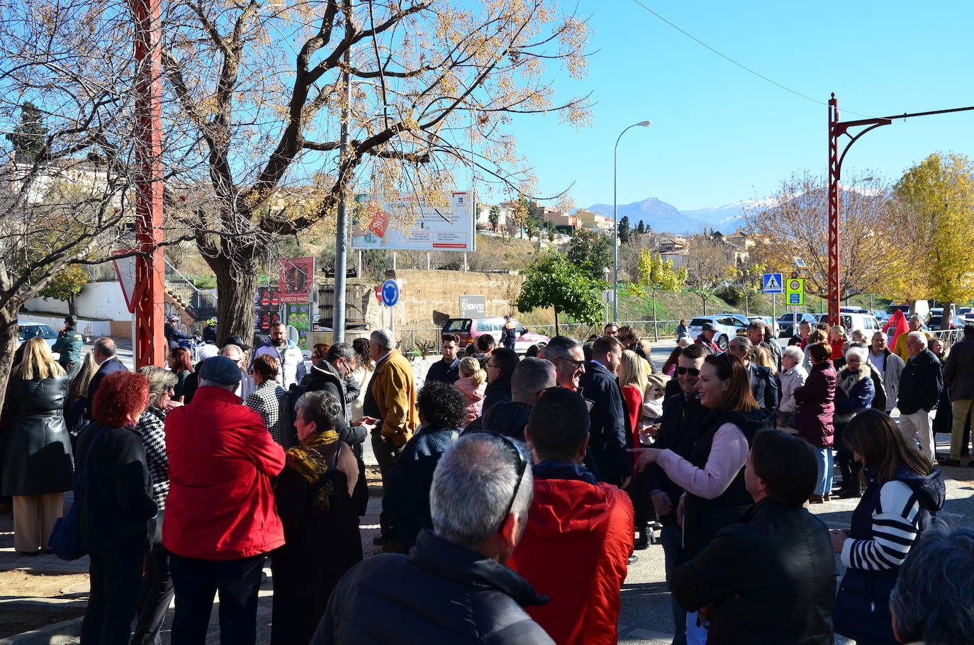 Huétor Vega inaugura el Mirador de la Vega Alcalde Mariano Molina del Paso