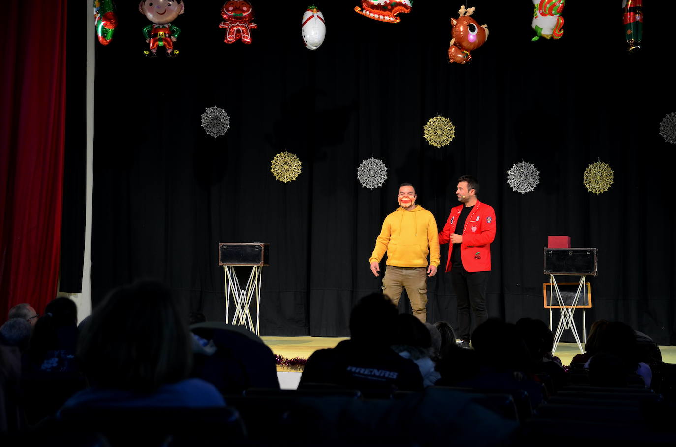 Cartas a los Reyes Magos, trucos y carcajadas en Huétor Vega