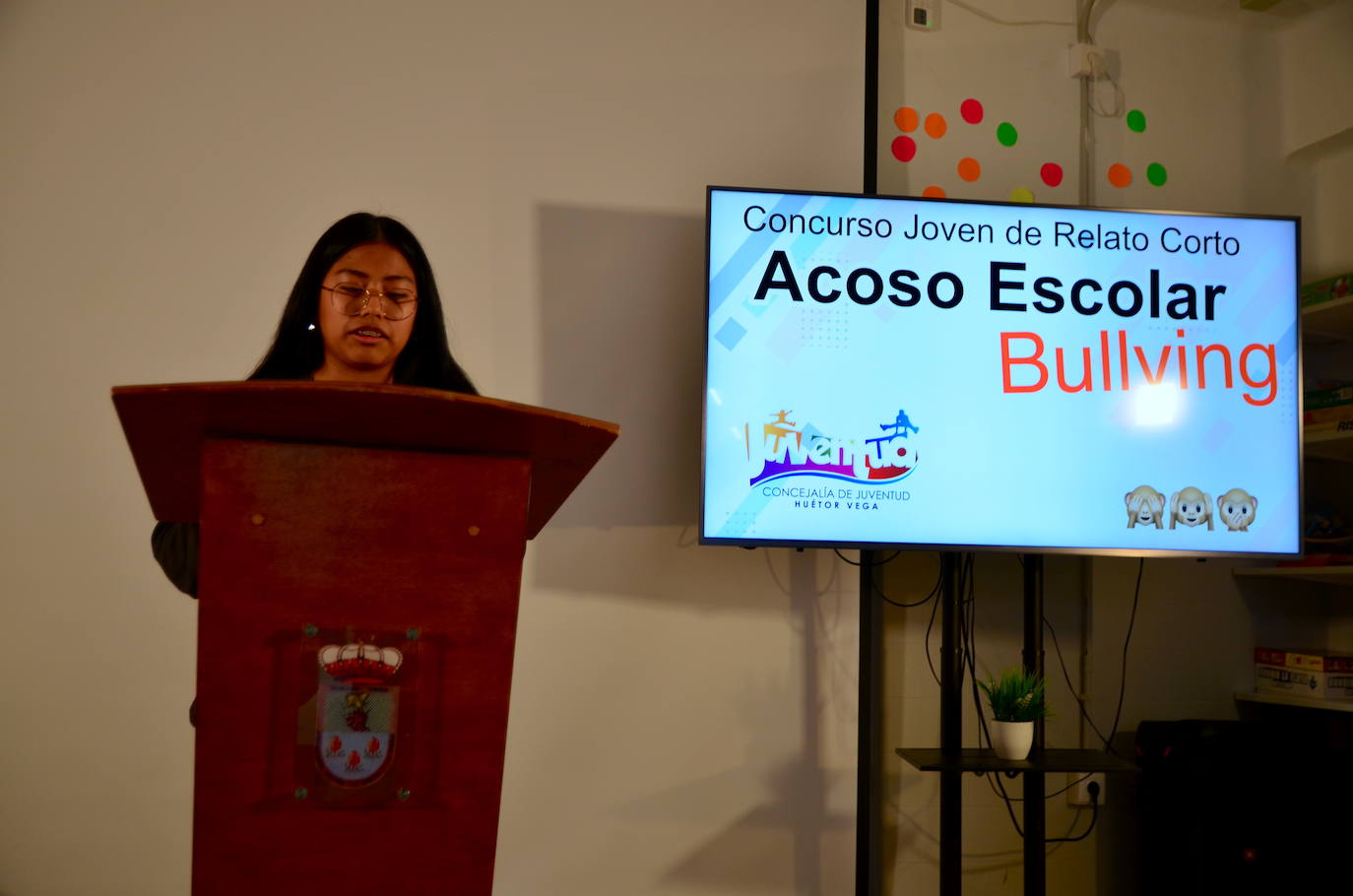 Lectura de ‘No son cosas de niños’, de Alejandra Guzmán Gonza, ganadora del tercer premio.