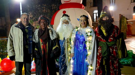 Los Reyes Magos desatan la apoteosis en Huétor Vega