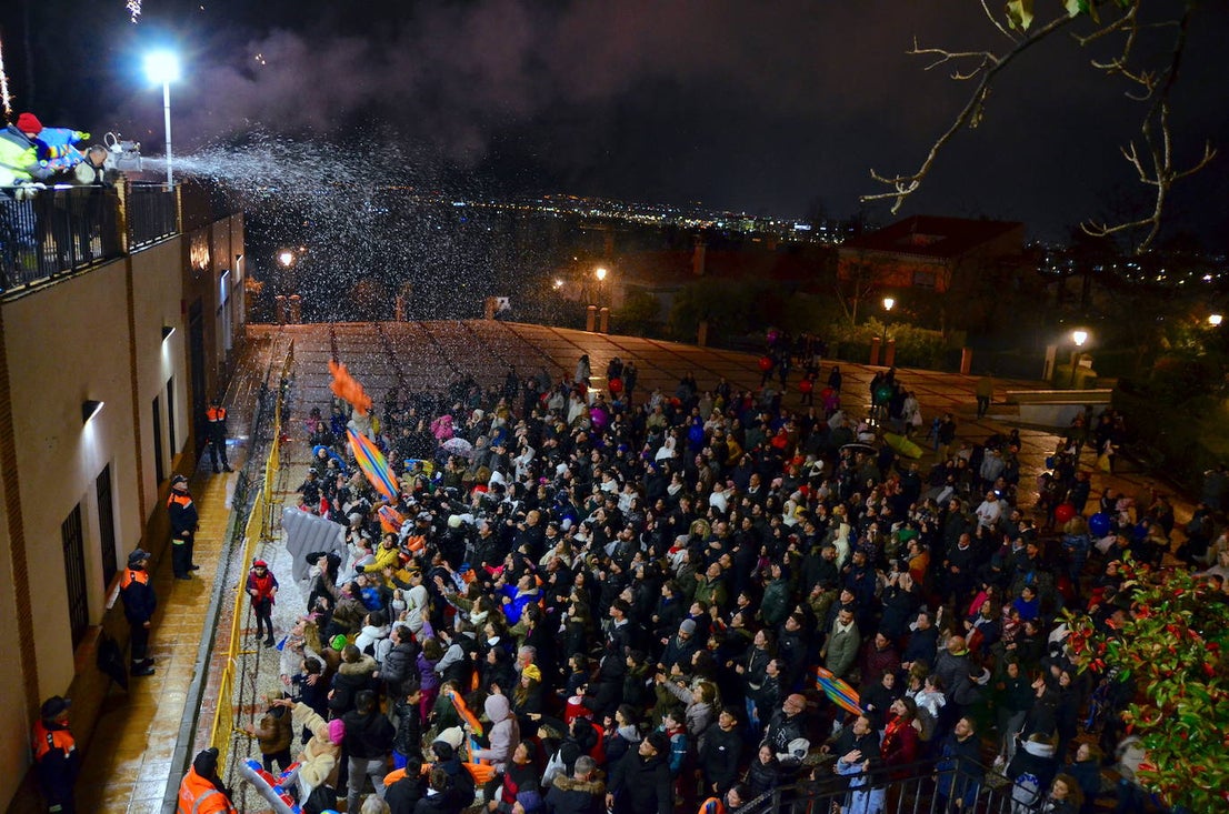 Los Reyes Magos desatan la apoteosis en Huétor Vega
