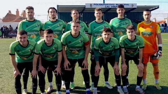 Empate con goles y suspense en el derbi hueteño en Las Viñas