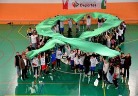 Huétor Vega tira un 'triple' contra el cáncer