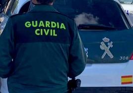 A disposición judicial por sustraer una cartera con 500 euros en Huétor Vega