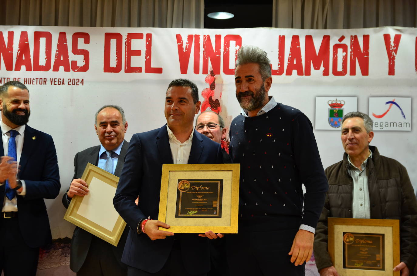 Entrega de premios de los certámenes de vinos en Huétor Vega