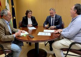 Reunión con el delegado provincial Gumersindo Fernández.