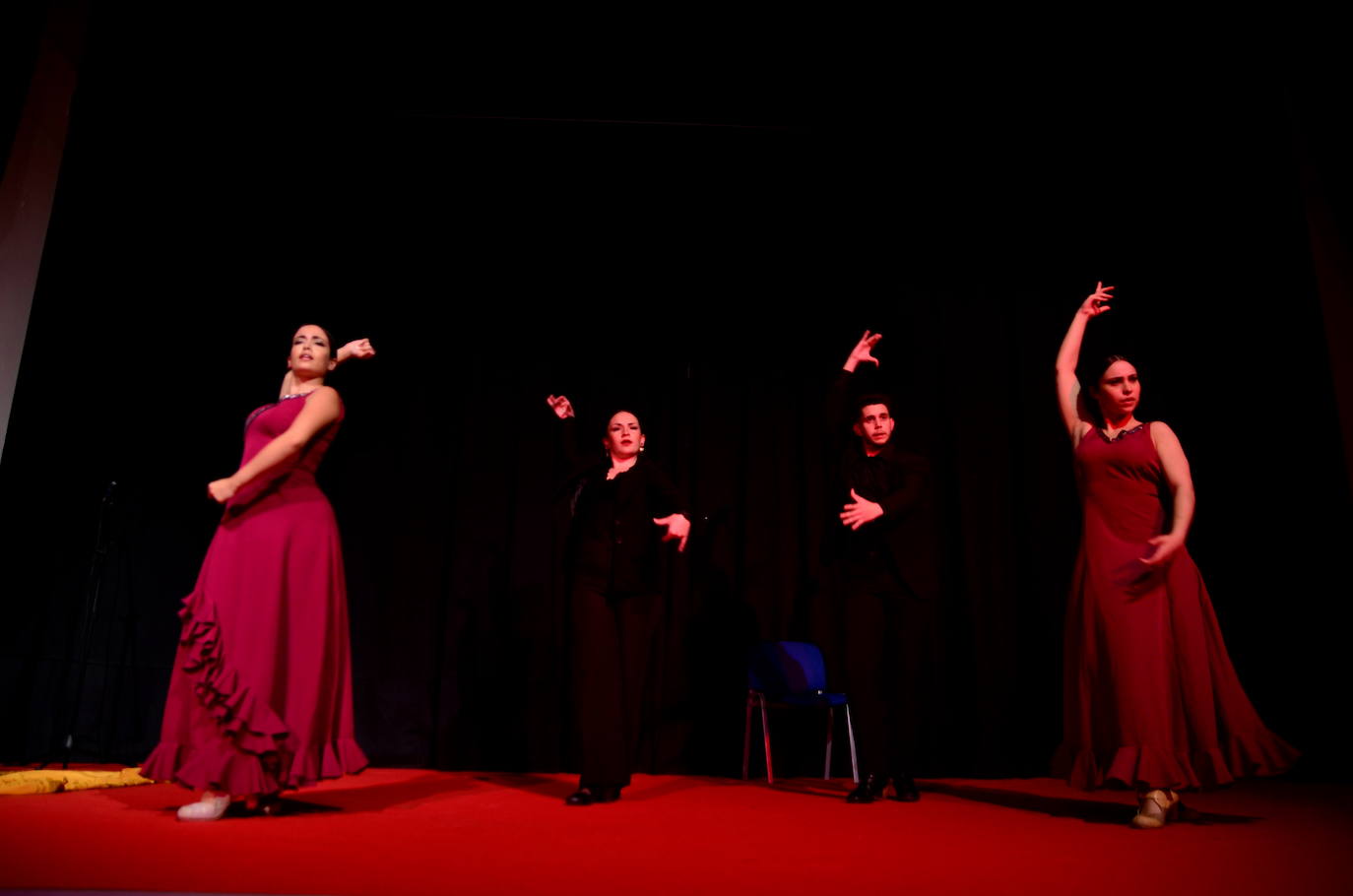 Arte a raudales y lleno en la Gala Solidaria de Huétor Vega