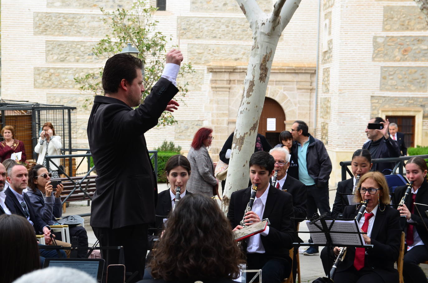 La Banda de Música de Huétor Vega trae el sonido de la Semana Santa