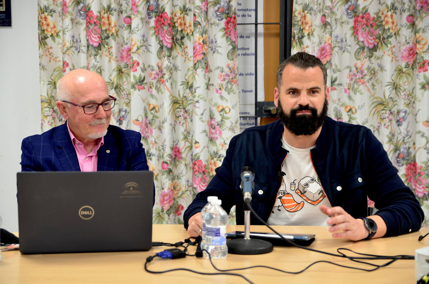 Jesús Rodríguez Huertas, presentado por el concejal Chus Fernández.