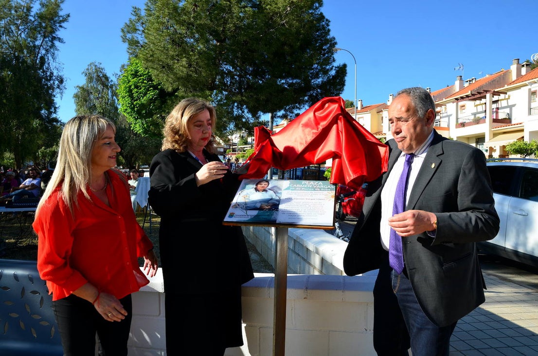 Huétor Vega rinde homenaje a Carmen Vargas, una mujer pionera en su tiempo
