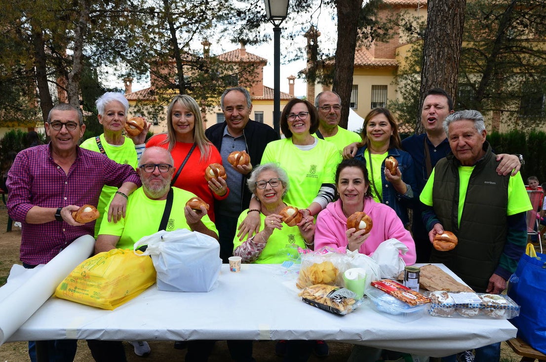 'Roar el güevo': la merienda con la que Huétor Vega hace piña