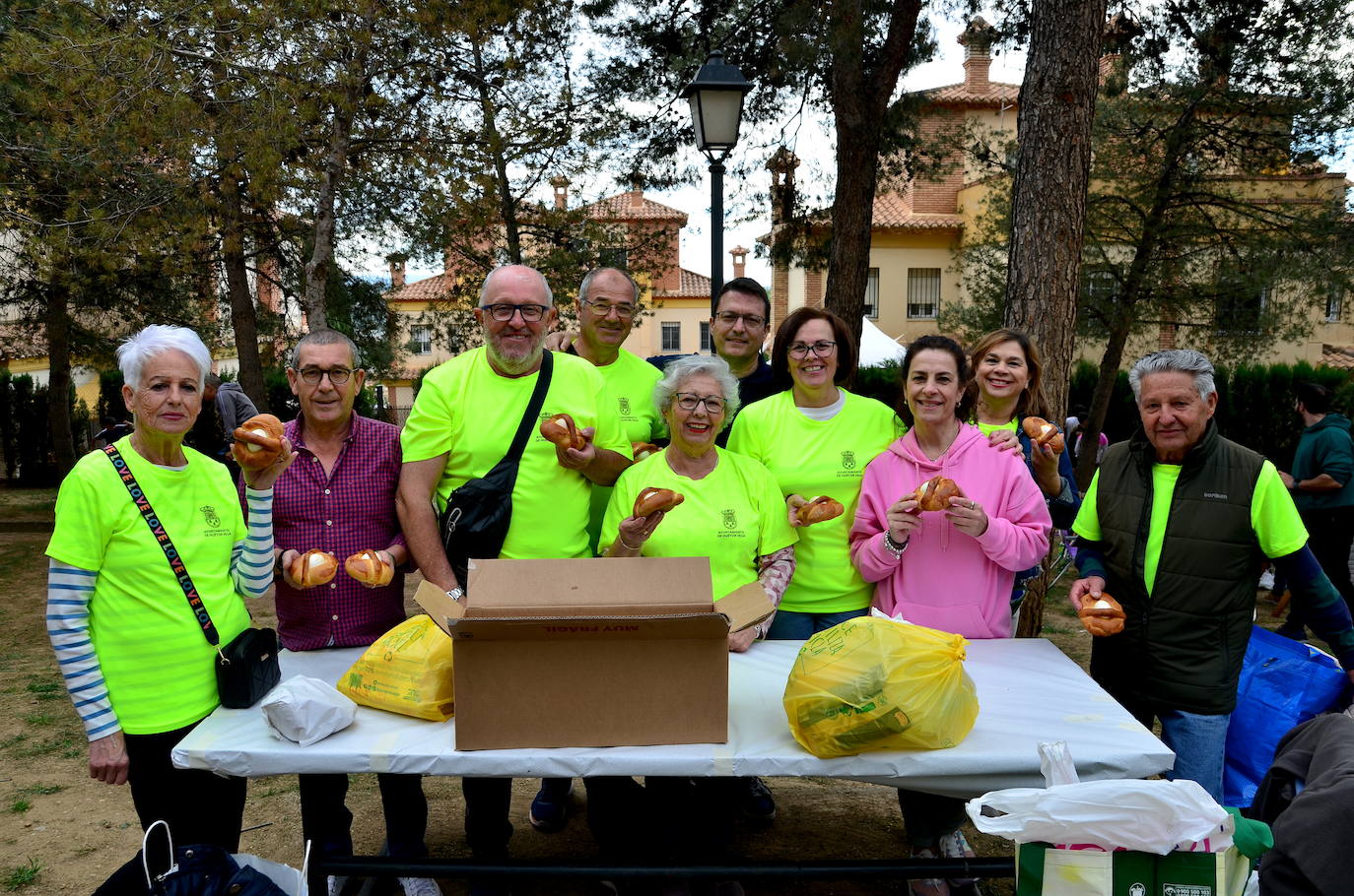 'Roar el güevo': la merienda con la que Huétor Vega hace piña