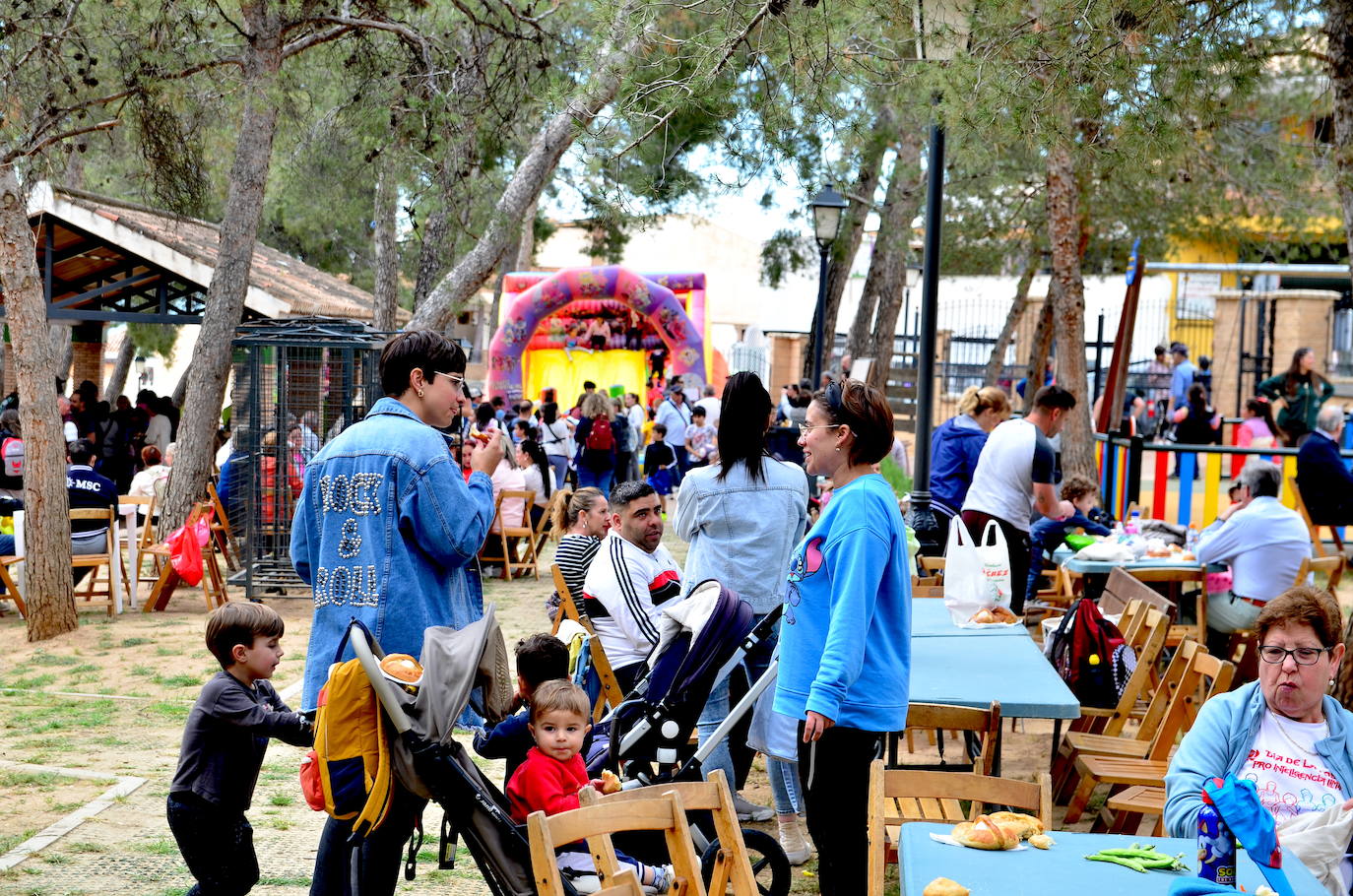'Roar el güevo': la merienda con la que Huétor Vega hace piña
