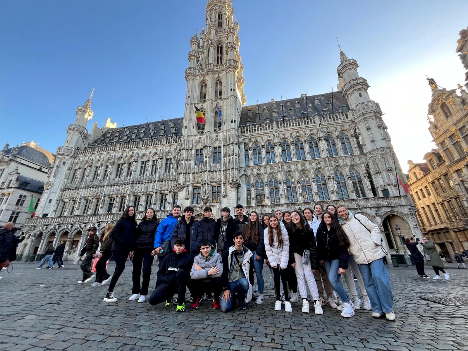El alumnado hueteño, en Bruselas.