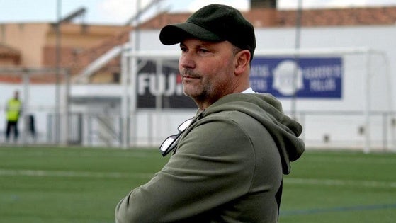 Thierry Pérez no seguirá al frente del banquillo del Huétor Vega