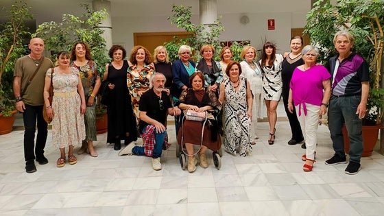 Paco López estrena en Huétor Vega la película 'El mundo de la mujer'