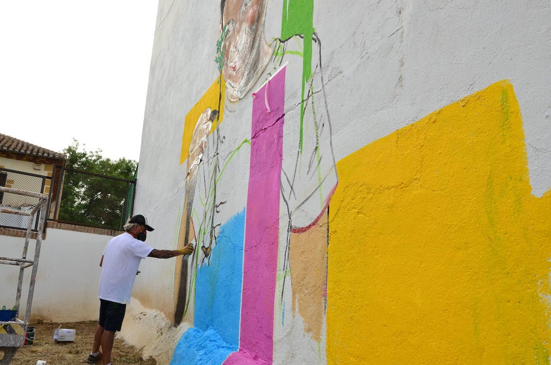 Un mural en Huétor Vega recuerda la importancia de «sembrar el futuro»