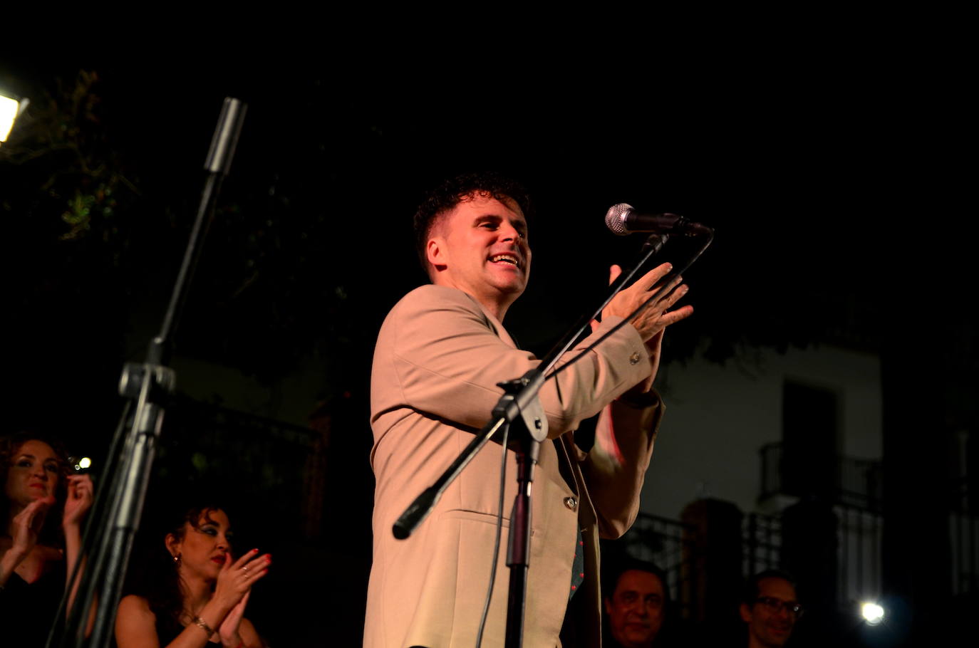 El flamenco brilla en su noche más especial en Huétor Vega