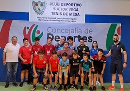 Los jóvenes de la provincia, en las instalaciones del club local de Huétor Vega.