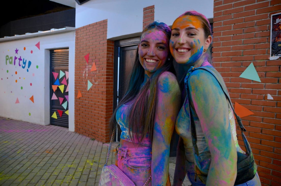 Todo es de color en la Fiesta Holi de Huétor Vega