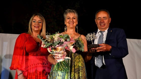 El pregón de María Angustias Velázquez inaugura las fiestas de Huétor Vega