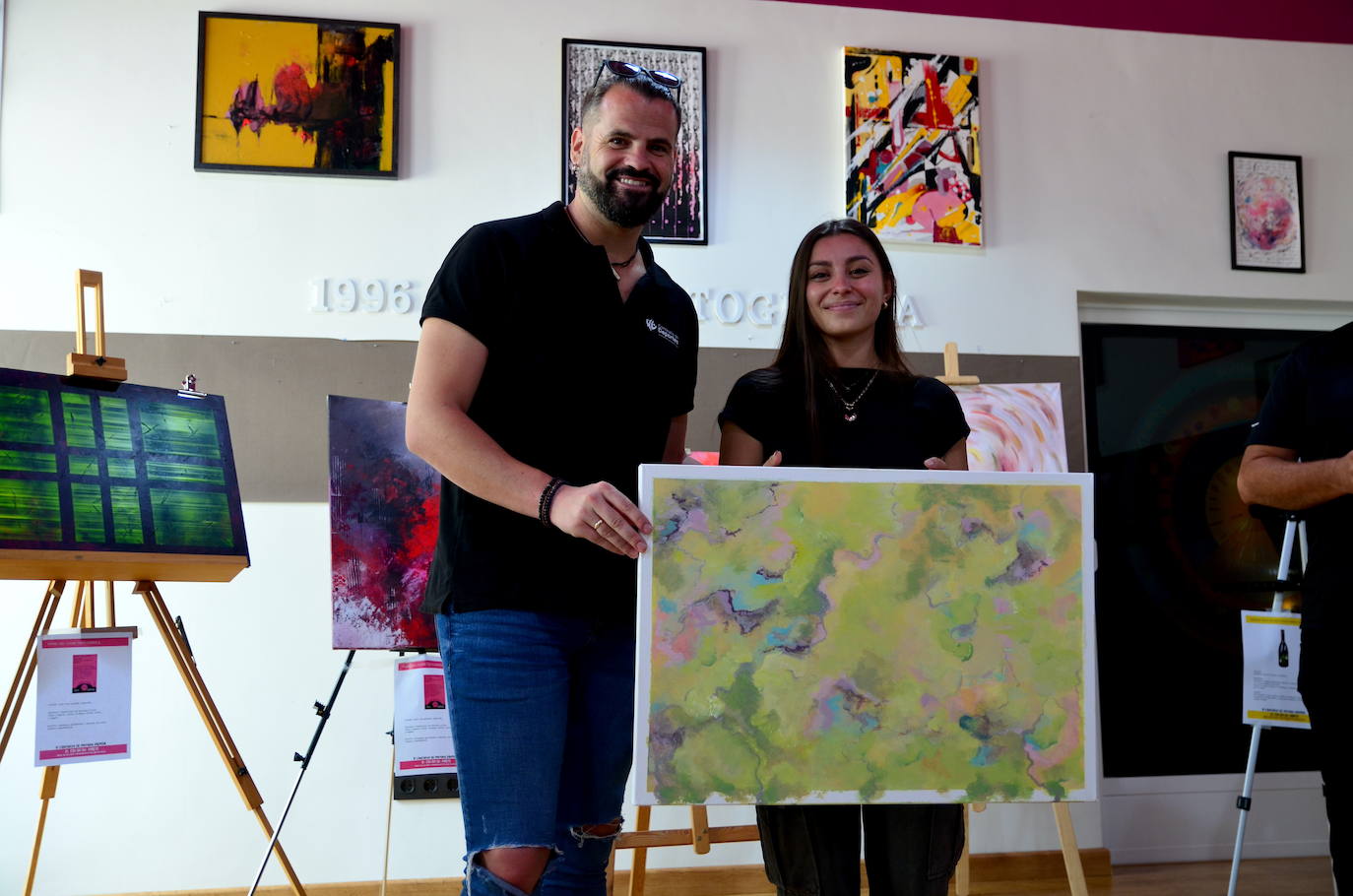 Así ha sido la quinta edición del concurso de pintura rápida abstracta de Huétor Vega