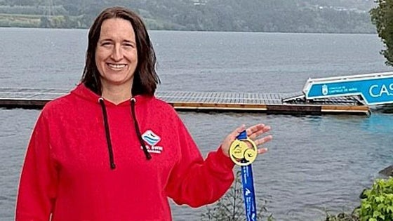 La nadadora hueteña Lidia Calvente se vuelve a proclamar campeona de España de aguas abiertas