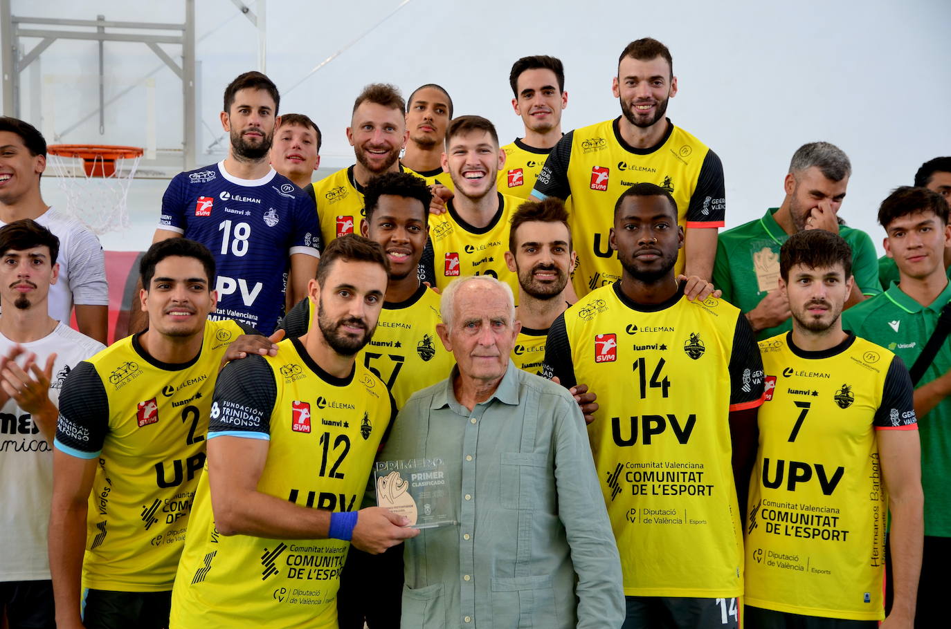 Triunfo del voleibol en Huétor Vega