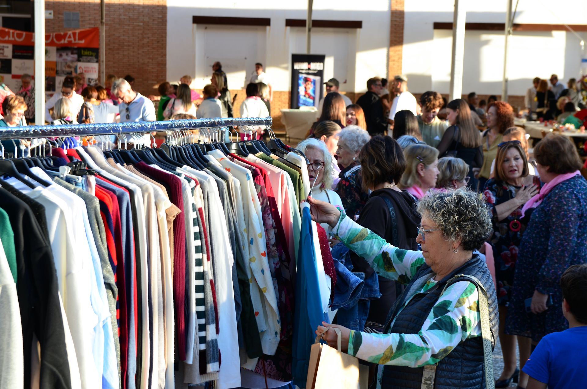 Huétor Vega impulsa el comercio local con su primera Feria de Otoño