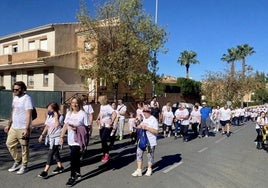 Huétor Vega acoge la marcha contra el cáncer Día de la Rosa