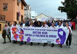El IES Los Neveros de Huétor Vega clama contra la violencia machista